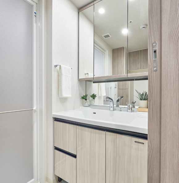 Powder Room
